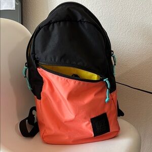 Topo Designs Light Pack
